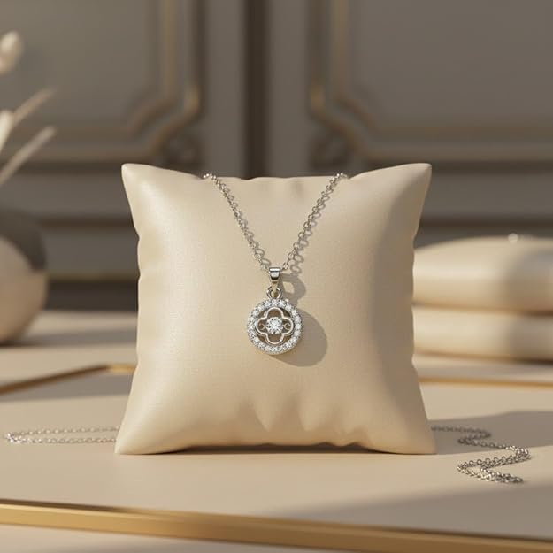 Women’s Silver-Tone Floral Pendant Necklace Jewelry